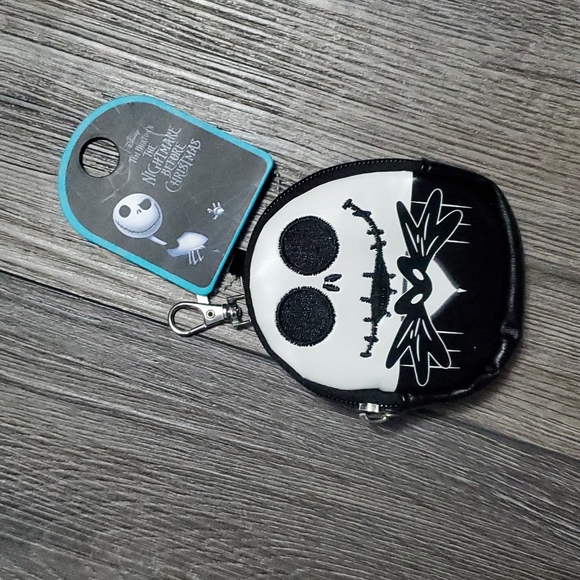 Jack Skellington Coin Purse Keychain - Picture 2 of 7